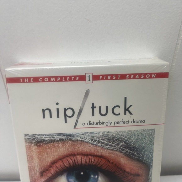 Nip / Tuck The Complete First Season 1 DVD 5 Disc Box Set NEW Sealed - Picture 2 of 9